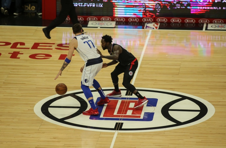 贝弗利转发老集锦：东契奇是我防守过的最难防的对手