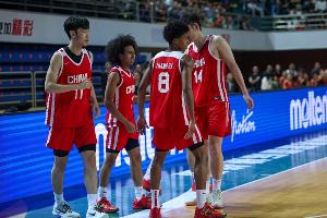 中国U19男篮要通过和世界强队的交手看到差距 别被吹嘘迷失了双眼